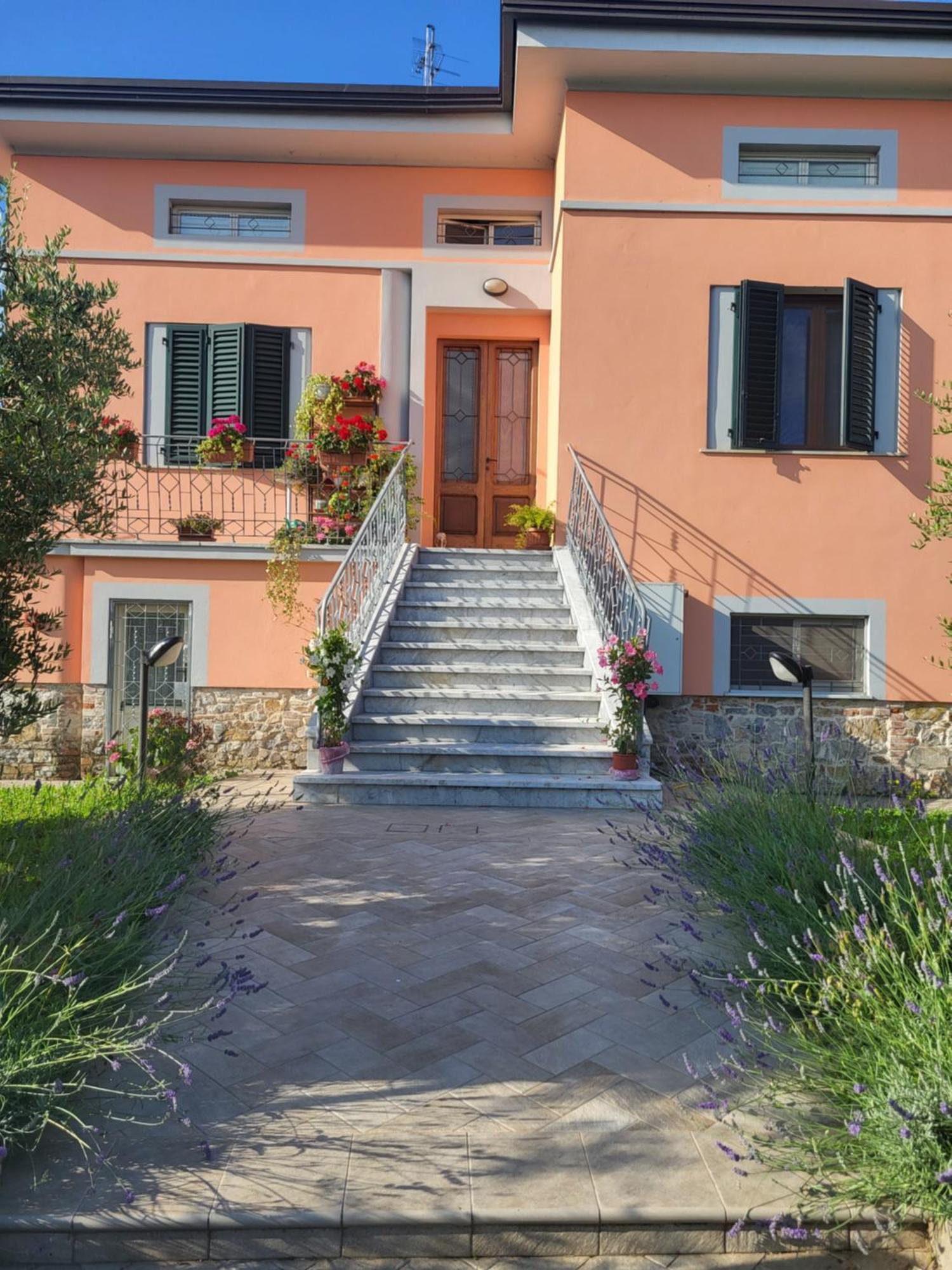 Bnb Villa Melany Vicino Centro Lucca Exterior foto